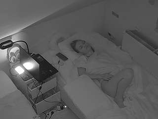 voyeurcam-julmodels-bed-7 Webcam Model Profile