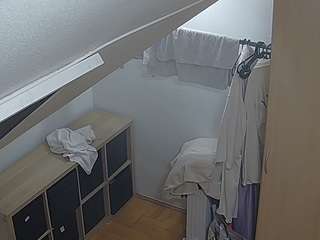 voyeurcam-julmodels-bed-7 Webcam Model Profile