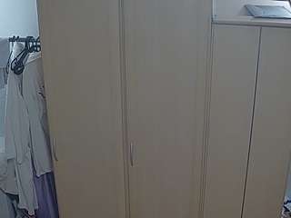voyeurcam-julmodels-bed-7 Webcam Model Profile