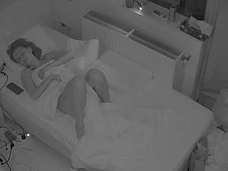 voyeurcam-julmodels-bed-7