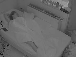 voyeurcam-julmodels-bed-7