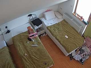 voyeurcam-julmodels-bed-7