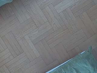 voyeurcam-julmodels-bed-7
