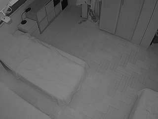 voyeurcam-julmodels-bed-7
