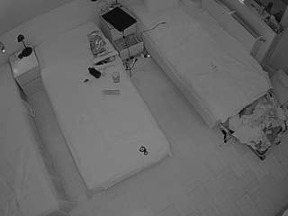 voyeurcam-julmodels-bed-7
