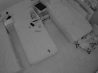 voyeurcam-julmodels-bed-7
