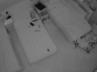 voyeurcam-julmodels-bed-7