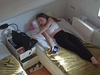 voyeurcam-julmodels-bed-7