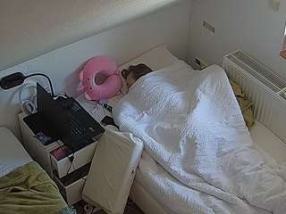voyeurcam-julmodels-bed-7's Info Image