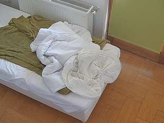 voyeurcam-julmodels-bed-7