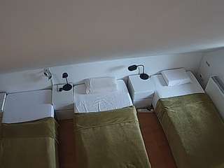 voyeurcam-julmodels-bed-7