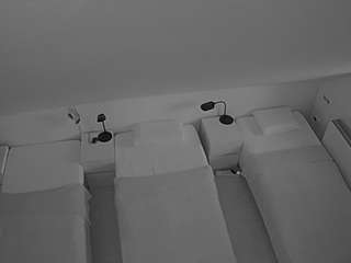voyeurcam-julmod... Live Webcam on CamSoda