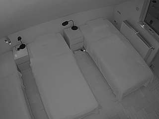 voyeurcam-julmodels-bed-7