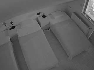 voyeurcam-julmodels-bed-7