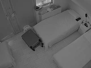 voyeurcam-julmodels-bed-7