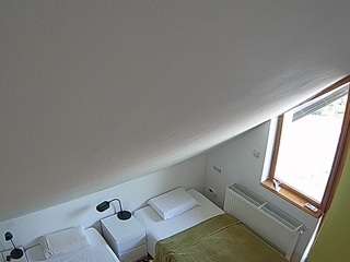 voyeurcam-julmodels-bed-7