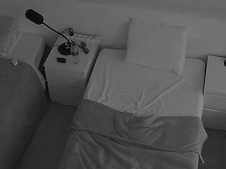 voyeurcam-julmodels-bed-7