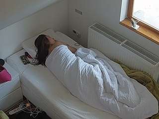 voyeurcam-julmodels-bed-7