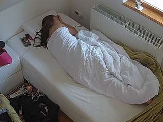 voyeurcam-julmodels-bed-7