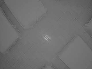 voyeurcam-julmodels-bed-7