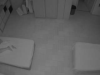 voyeurcam-julmodels-bed-7