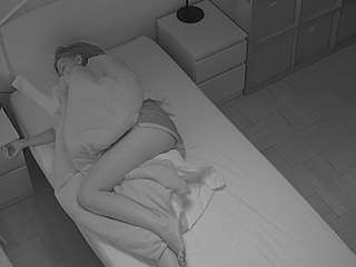 voyeurcam-julmodels-bed-7