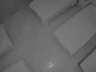 voyeurcam-julmodels-bed-7