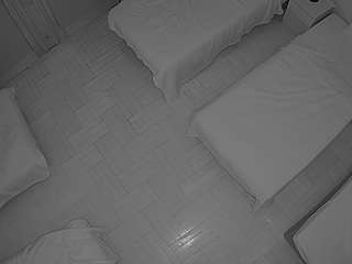 voyeurcam-julmodels-bed-7