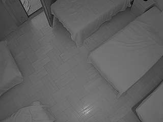 voyeurcam-julmodels-bed-7
