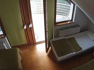 voyeurcam-julmodels-bed-7