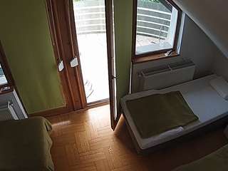 voyeurcam-julmodels-bed-7