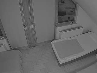 voyeurcam-julmodels-bed-7