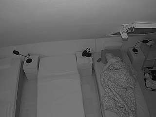 voyeurcam-julmodels-bed-7