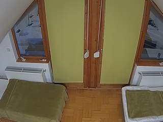 voyeurcam-julmodels-bed-7