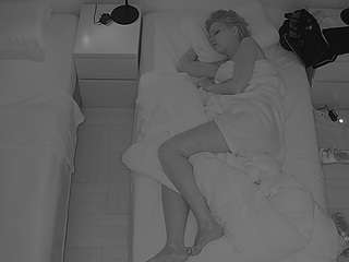 voyeurcam-julmodels-bed-7 camsoda
