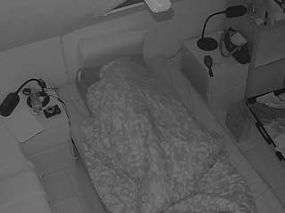 voyeurcam-julmodels-bed-7 camsoda