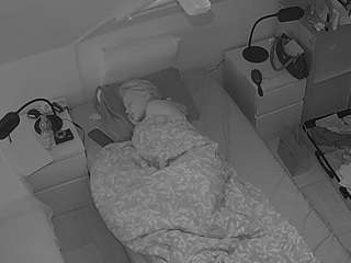 voyeurcam-julmodels-bed-7 camsoda