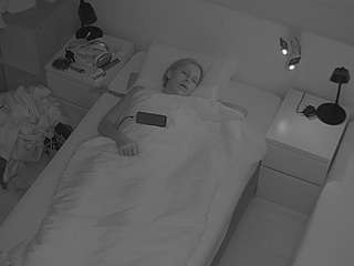 voyeurcam-julmodels-bed-7