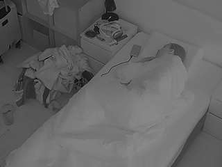 voyeurcam-julmodels-bed-7