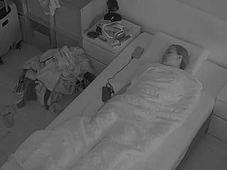 voyeurcam-julmodels-bed-7