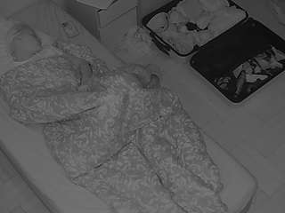 voyeurcam-julmodels-bed-7