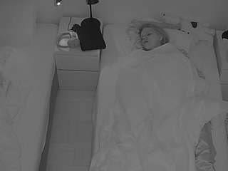voyeurcam-julmodels-bed-7