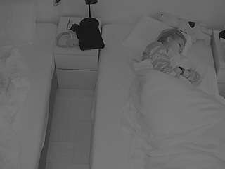 voyeurcam-julmodels-bed-7