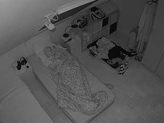 voyeurcam-julmodels-bed-7