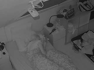 voyeurcam-julmodels-bed-7