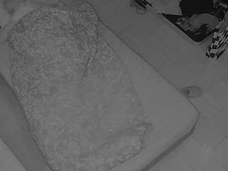 voyeurcam-julmodels-bed-7