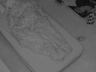 voyeurcam-julmodels-bed-7