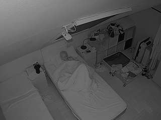 voyeurcam-julmodels-bed-7