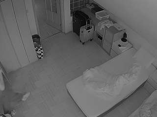 voyeurcam-julmodels-bed-7
