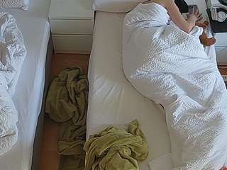voyeurcam-julmodels-bed-7